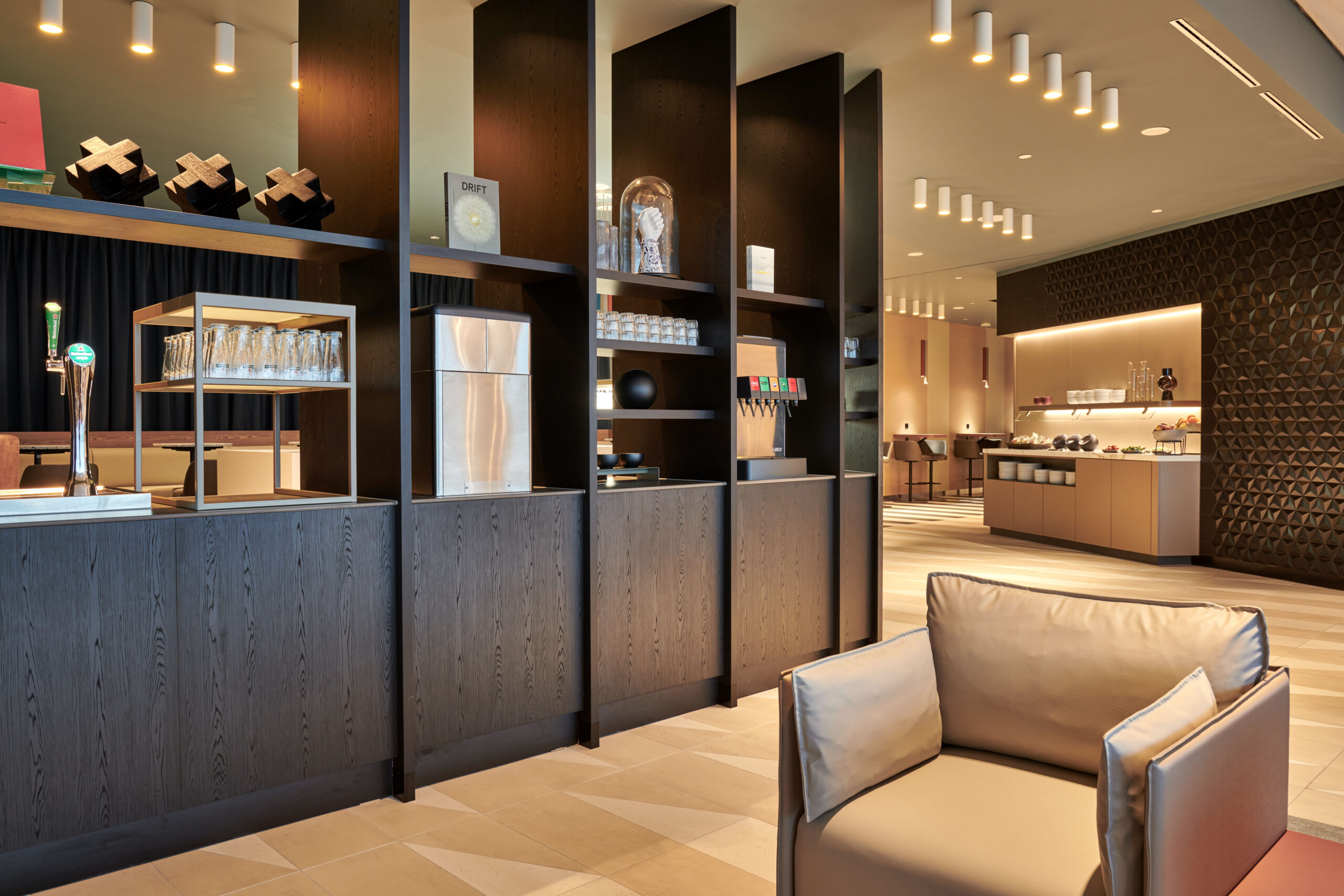 Aspire L41 Schiphol_005