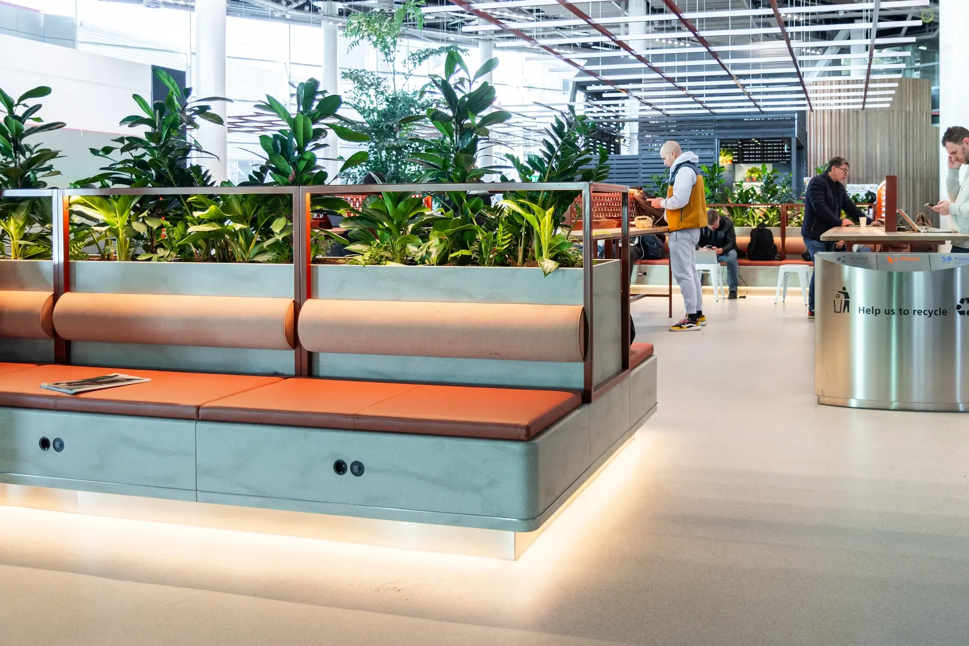 lounge-1-update-8-1920-0-90